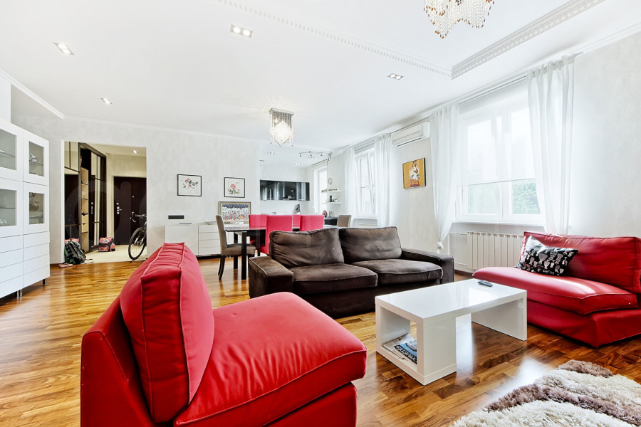 Продажа квартиры площадью 155 м² 3 этаж в Даев 33 по адресу Чистые Пруды, Даев пер., 33